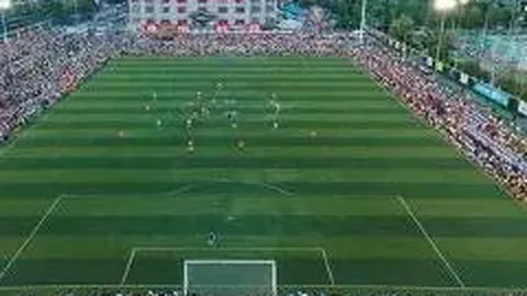 邓伦就缺席剧组拍摄发表看法：专注研读剧本中